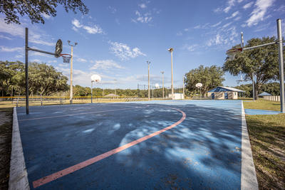 Vets park basketball court